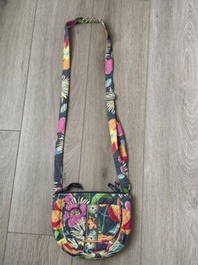 VERA BRADLEY Lizzy Crossbody Purse Jazzy Blooms - Mini Hipster